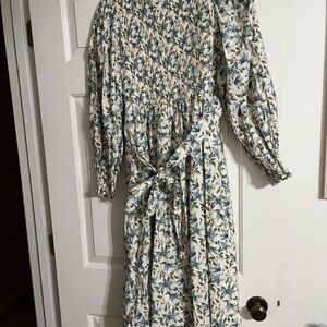 Elegant Floral Long Sleeve Dress